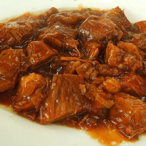味美肉鲜的黄焖牛肉
