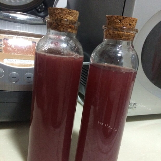 美味的家庭自制葡萄酒