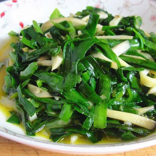 杏鲍菇炒韭菜