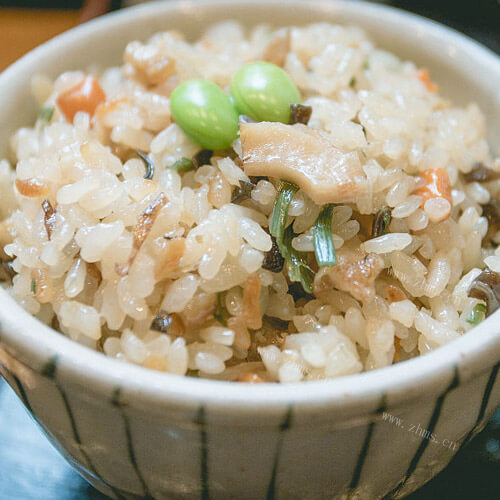 美味猪肉糯米饭的做法