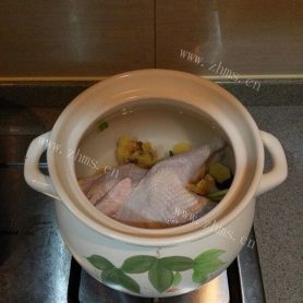 好吃的高压锅炖老母鸡