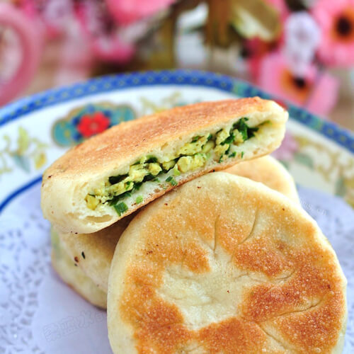 好吃的鸡蛋韭菜馅饼的做法 