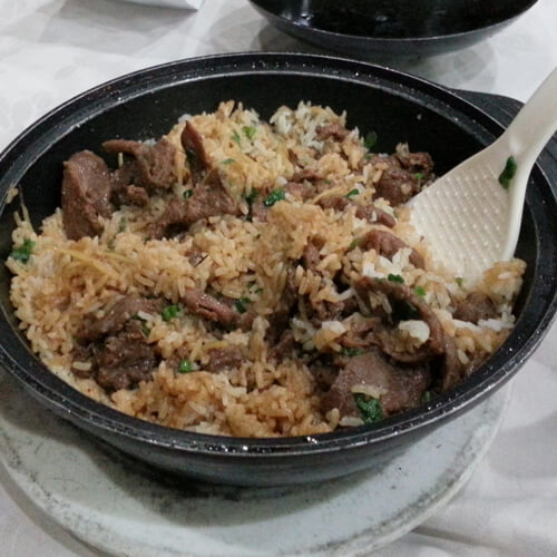 美味的羊肉煲仔饭的做法