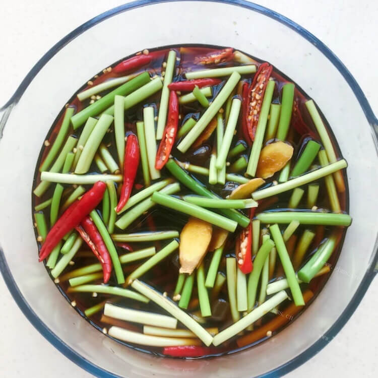 美味腌蒜苔的做法