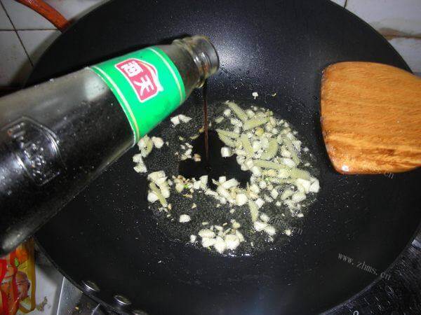 美味的榨菜鸡胗做法图解7)