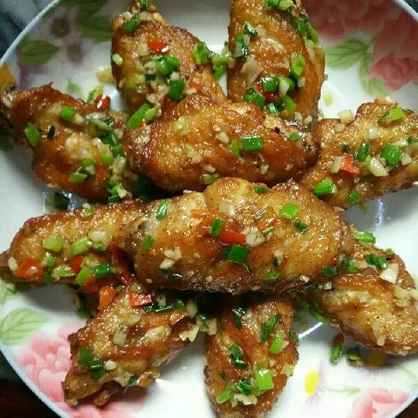 好吃的椒盐鸡翅