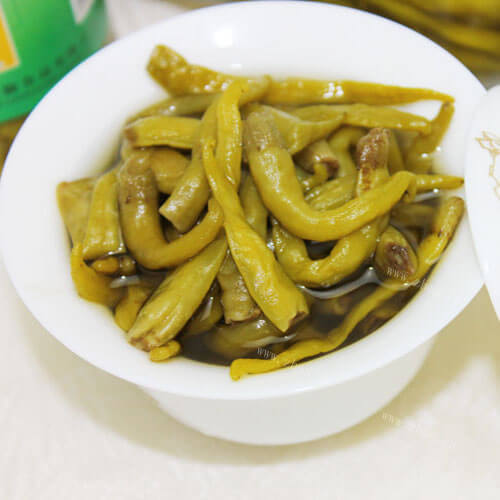 美味的辣椒泡菜 