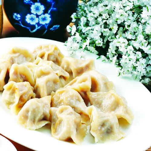 美味的韭菜羊肉水饺