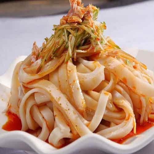美味麻辣鸡丝面