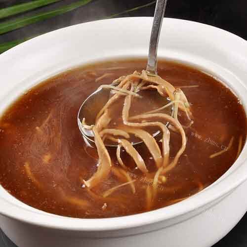 家常麻辣鸡丝凉面的做法 