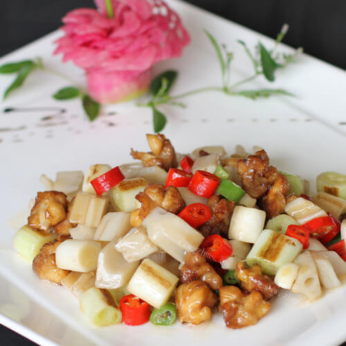 美味的清炒藕条