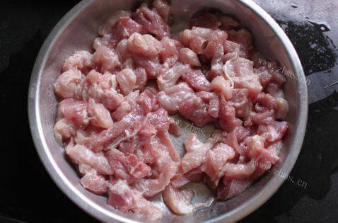 美味的猪肉炒豆角的做法做法图解1)