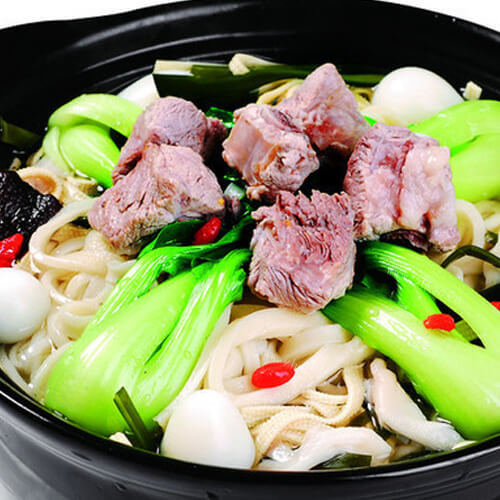 香菇鸡肉砂锅面