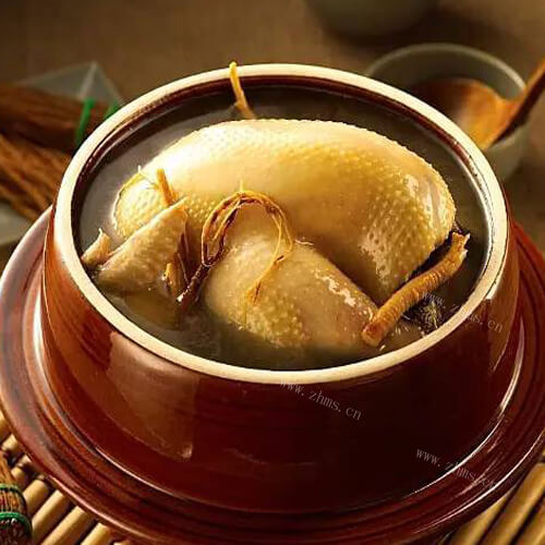 好吃的鸡肉炖苁蓉 