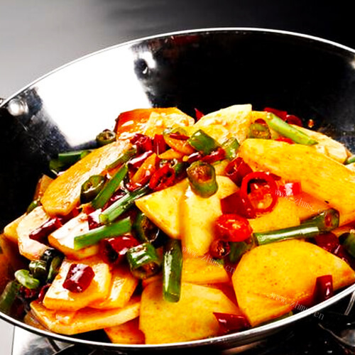 美味好吃有味道的干锅牛肉土豆的做法