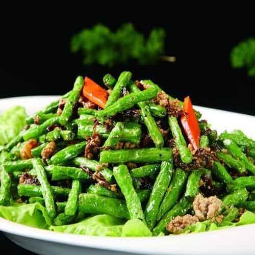 美味的豆角红烧肉