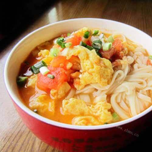 美味蒜苔鸡蛋面