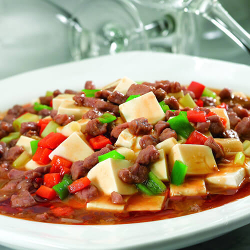 美味的牛肉烧豆腐