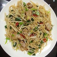 开胃的笋丝炒肉的做法做法图解3)