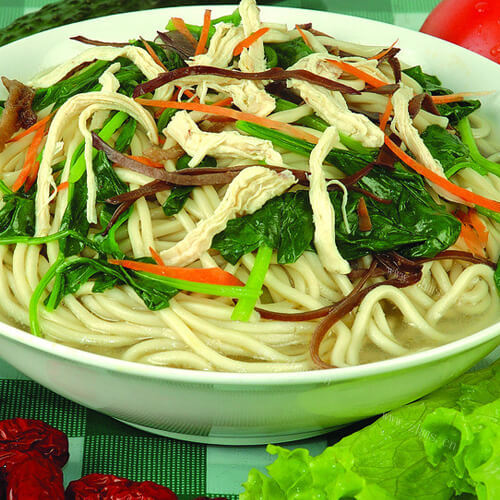 简单的榨菜鸡丝面
