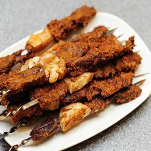 美味的焖烤羊肉 