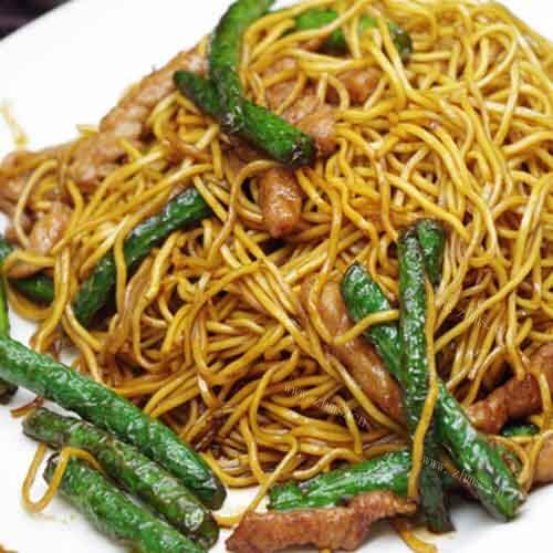 美味的豆角肉丝焖面