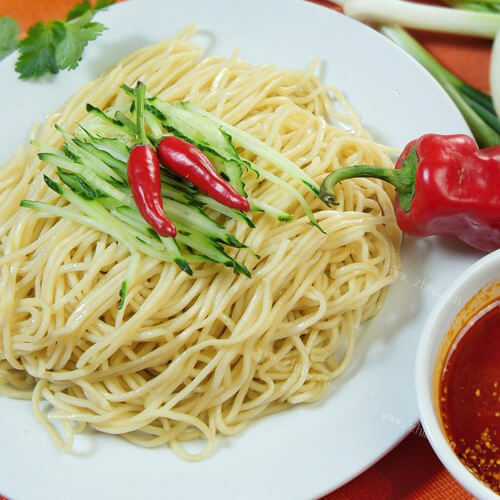 好吃的鸡丝面