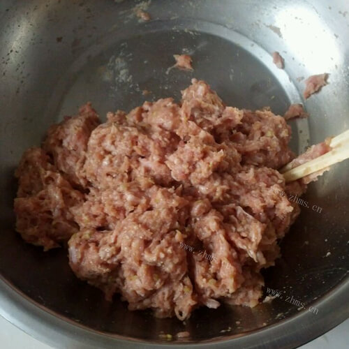 美味羊肉萝卜饺子馅的做法
