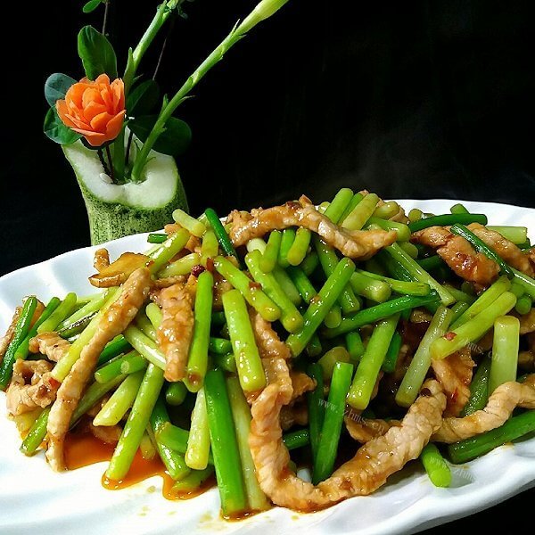 自制蒜苔肉丝