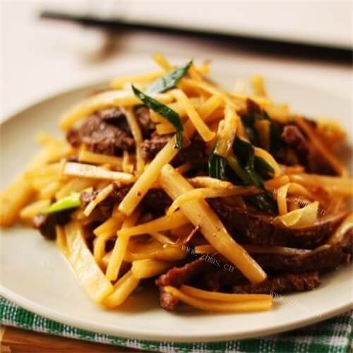 美味的笋炒牛肉