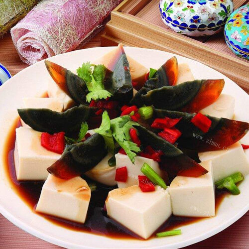 美味的的松花蛋豆腐