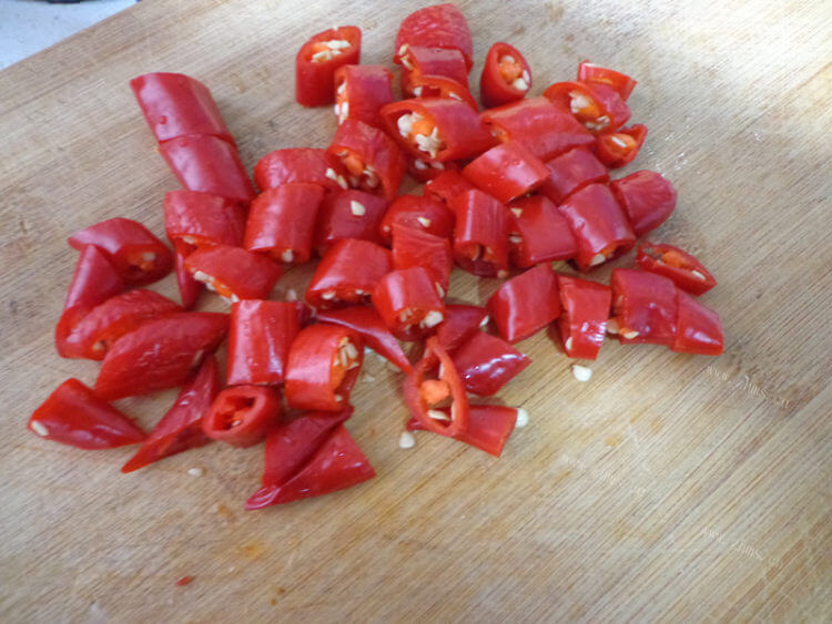 美味的牛肉辣椒酱的家常做法做法图解1)