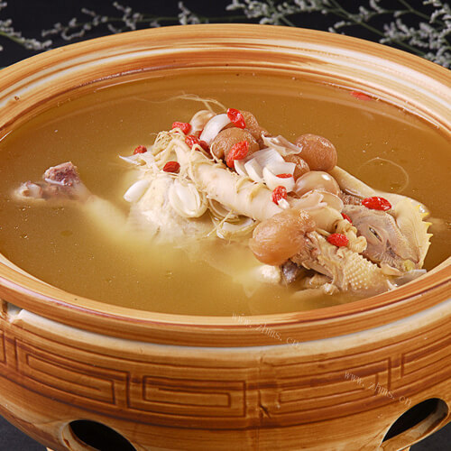 美味当归煮鸡