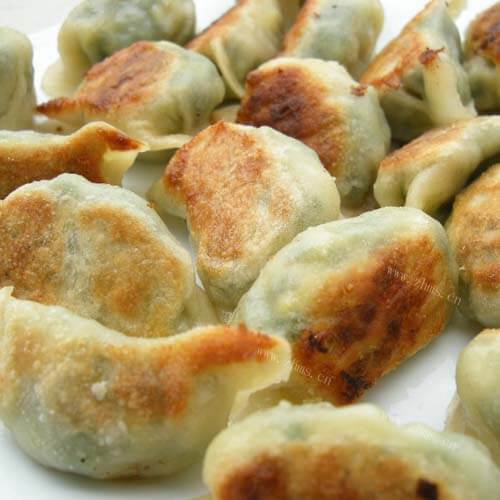 蒜苔馅饺子