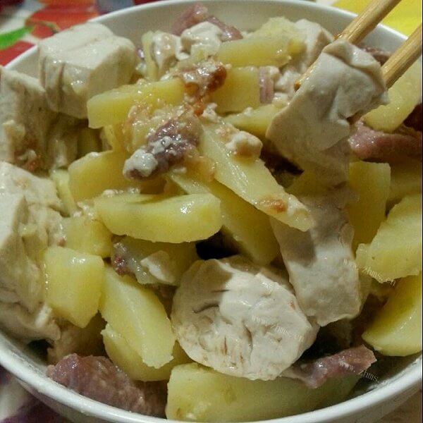 好吃的土豆炖豆腐