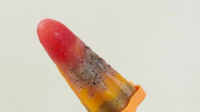 可爱的四色彩虹Q趣冰棒做法图解2)