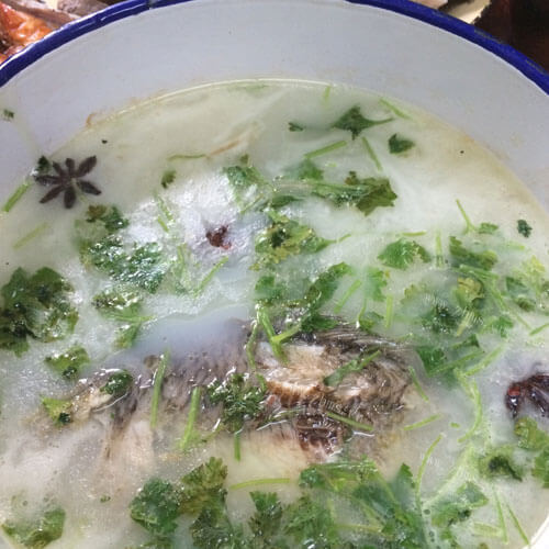 好吃的芙蓉鲫鱼