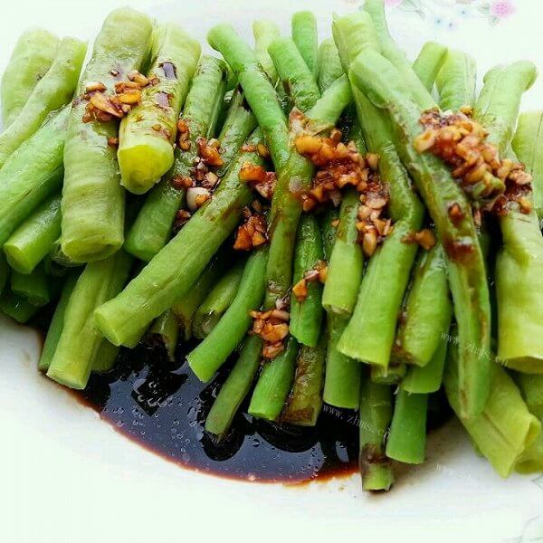美味的蒜泥豇豆