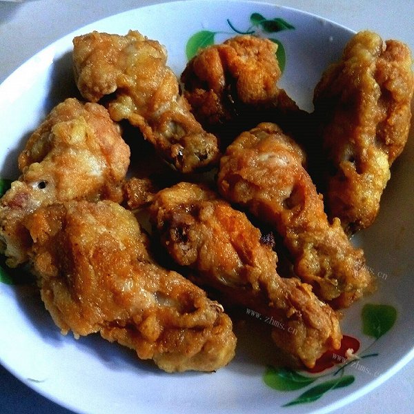美味的油炸鸡腿