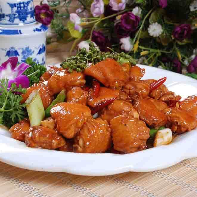 美味的炒鸡翅