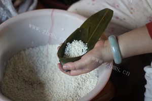 好吃又好看的四角粽做法图解3)