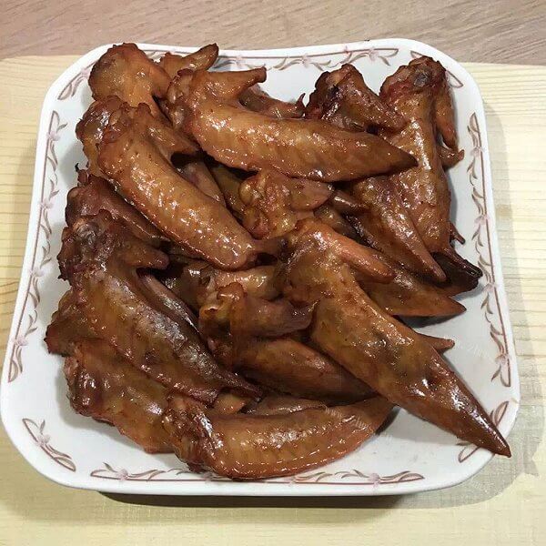 美味的茶熏鸡翅
