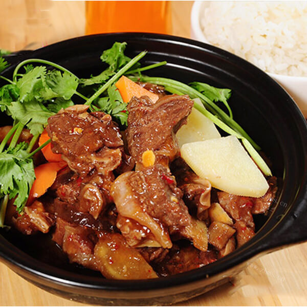 甜美的黄焖牛肉