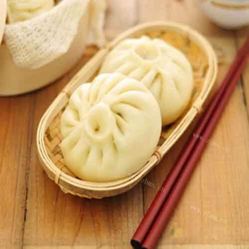 美味的韭菜豆腐鸡蛋包子