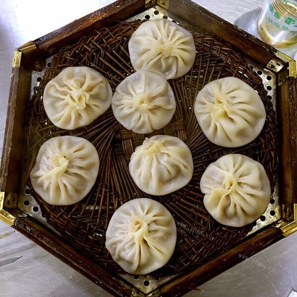 美味的牛肉灌汤包的做法