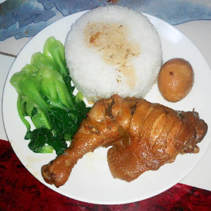好吃的鸡腿卤肉饭