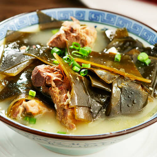 美味的鸭肉炖海带