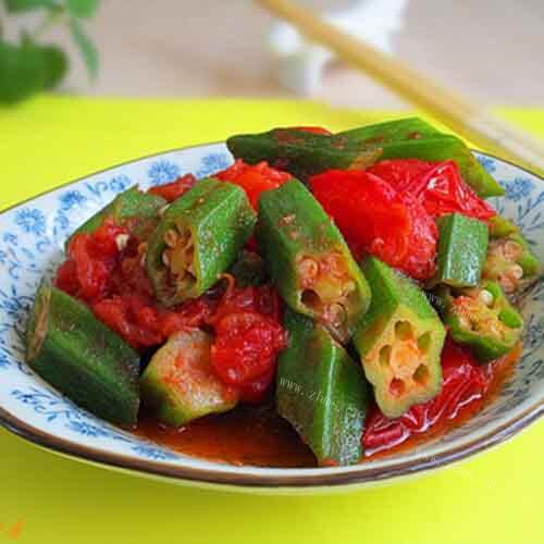 美味的番茄炒秋葵