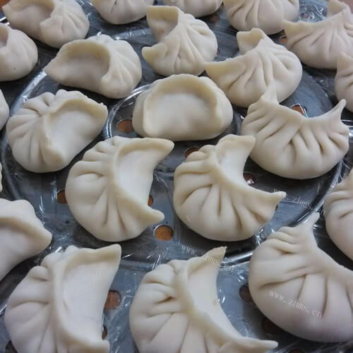 家常猪肉韭菜馅饺子