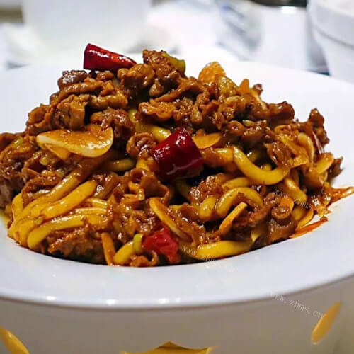 简单的羊肉炒粉条的做法